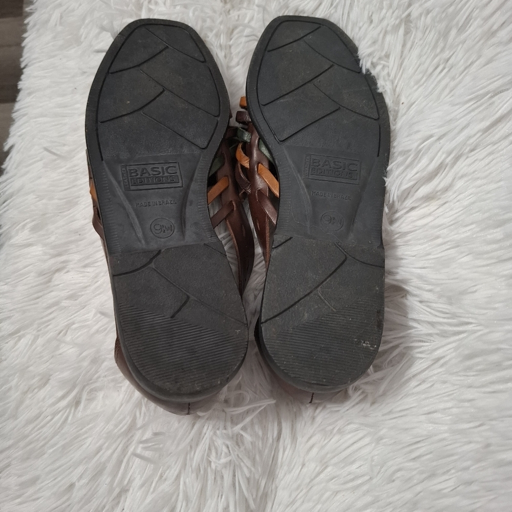 Basic Editions Brown and Green Sandals with Woven Design - Picture 11 of 12